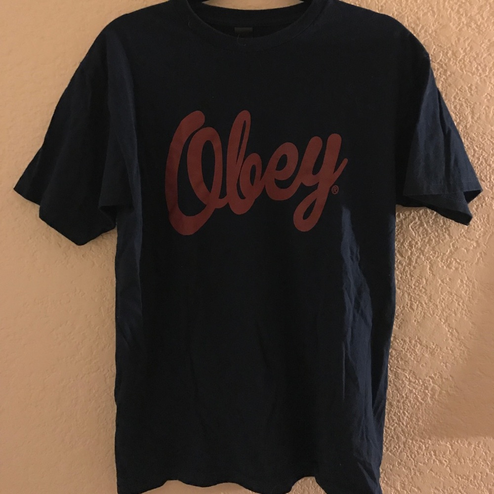 Obey T shirt
